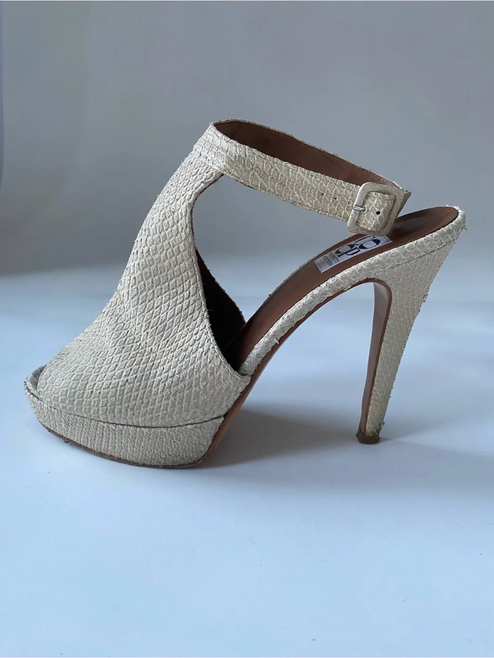 Barney’s New York vintage cream embossed leather platform sandals